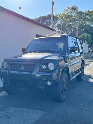 MITSUBISHI PAJERO 2.5 HD 4X4 8V TURBO INTERCOOLER DIESEL 4P MANUAL MITSUBISHI PAJERO 2.5 HD 4X4 8V TURBO INTERCOOLER DIESEL 4P MANUAL